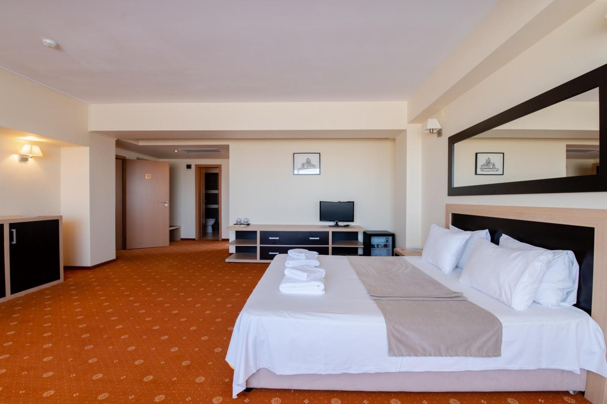 Hotel Oxford By Timhotels Timisoara Exterior foto