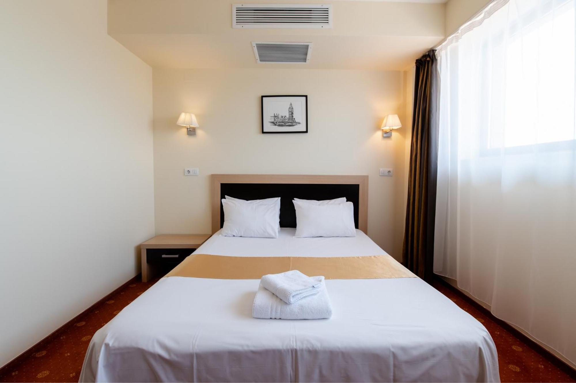 Hotel Oxford By Timhotels Timisoara Exterior foto