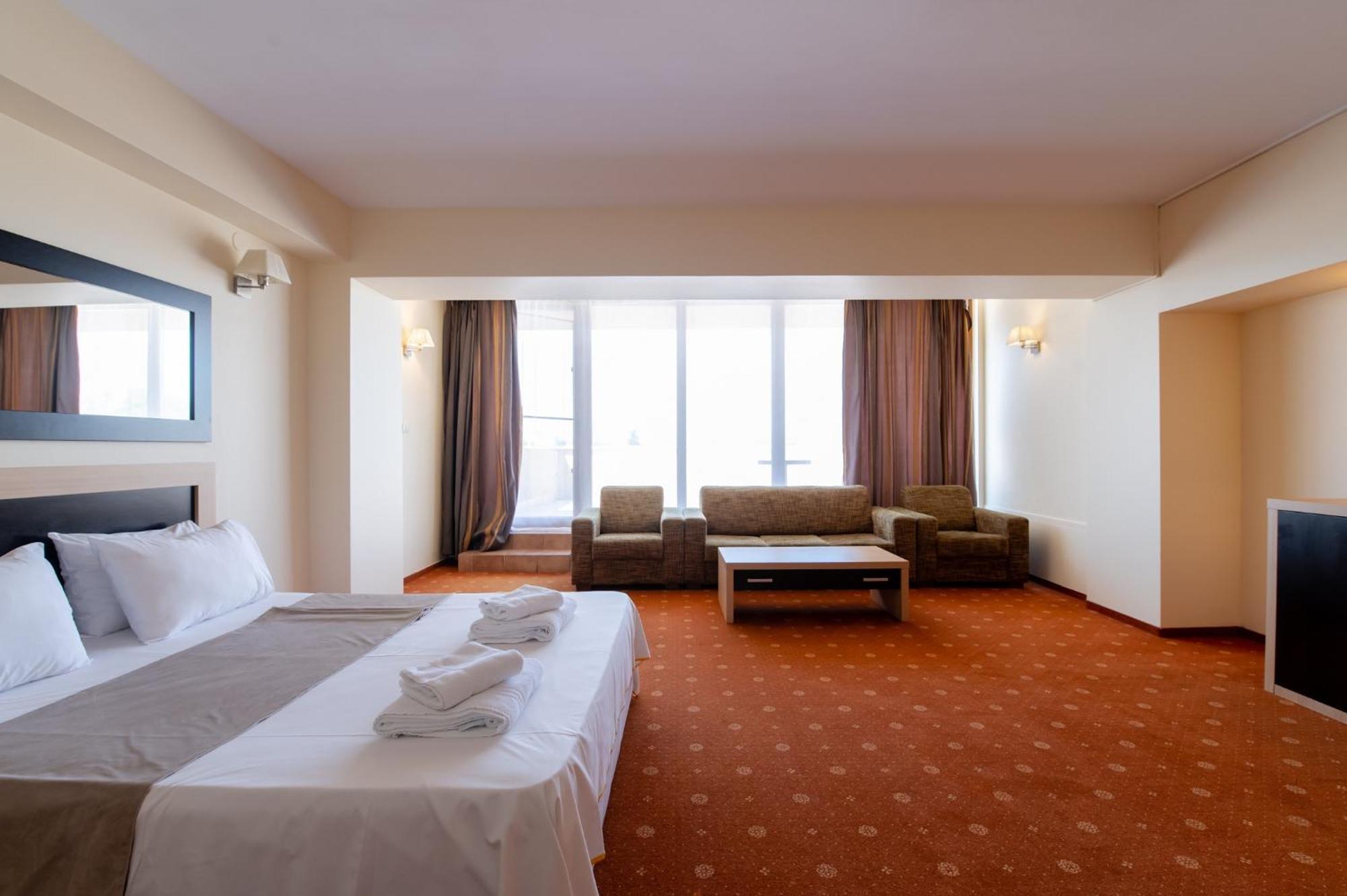 Hotel Oxford By Timhotels Timisoara Exterior foto